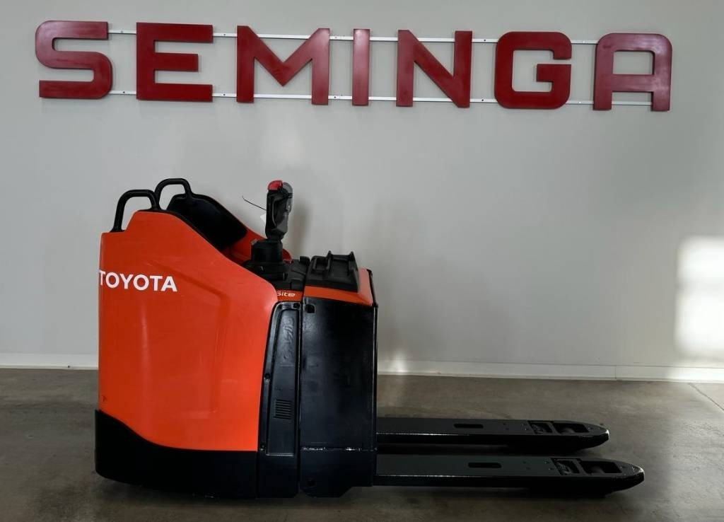 Toyota 10545 LPE200 - Transpalet manual: Foto 2 Toyota 10545 LPE200 - Transpalet manual: Foto 2