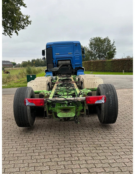 MAN TGA 35.480 8x4!!TRIPLE CHASSIS!! - Camion şasiu: Foto 4 MAN TGA 35.480 8x4!!TRIPLE CHASSIS!! - Camion şasiu: Foto 4