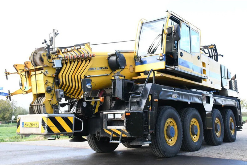 Terex-Demag AC60 CITY CLASS! Double cab!!8X8!! - Macara tot teren: Foto 4 Terex-Demag AC60 CITY CLASS! Double cab!!8X8!! - Macara tot teren: Foto 4