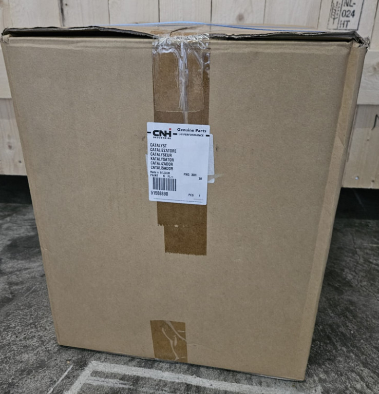 Case 51588890 - Convertor catalitic pentru Utilaje constructii: Foto 2 Case 51588890 - Convertor catalitic pentru Utilaje constructii: Foto 2