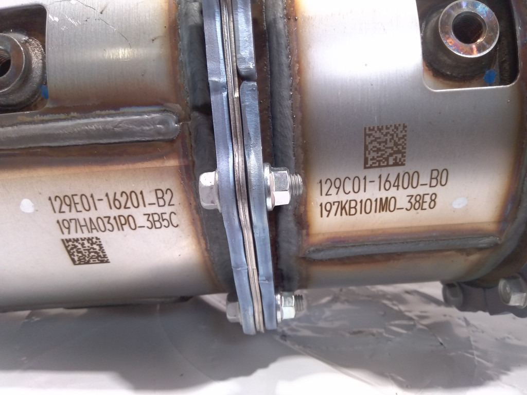 Case VV129E3016070 - Rezervor pentru AdBlue pentru Utilaje agricole: Foto 4 Case VV129E3016070 - Rezervor pentru AdBlue pentru Utilaje agricole: Foto 4