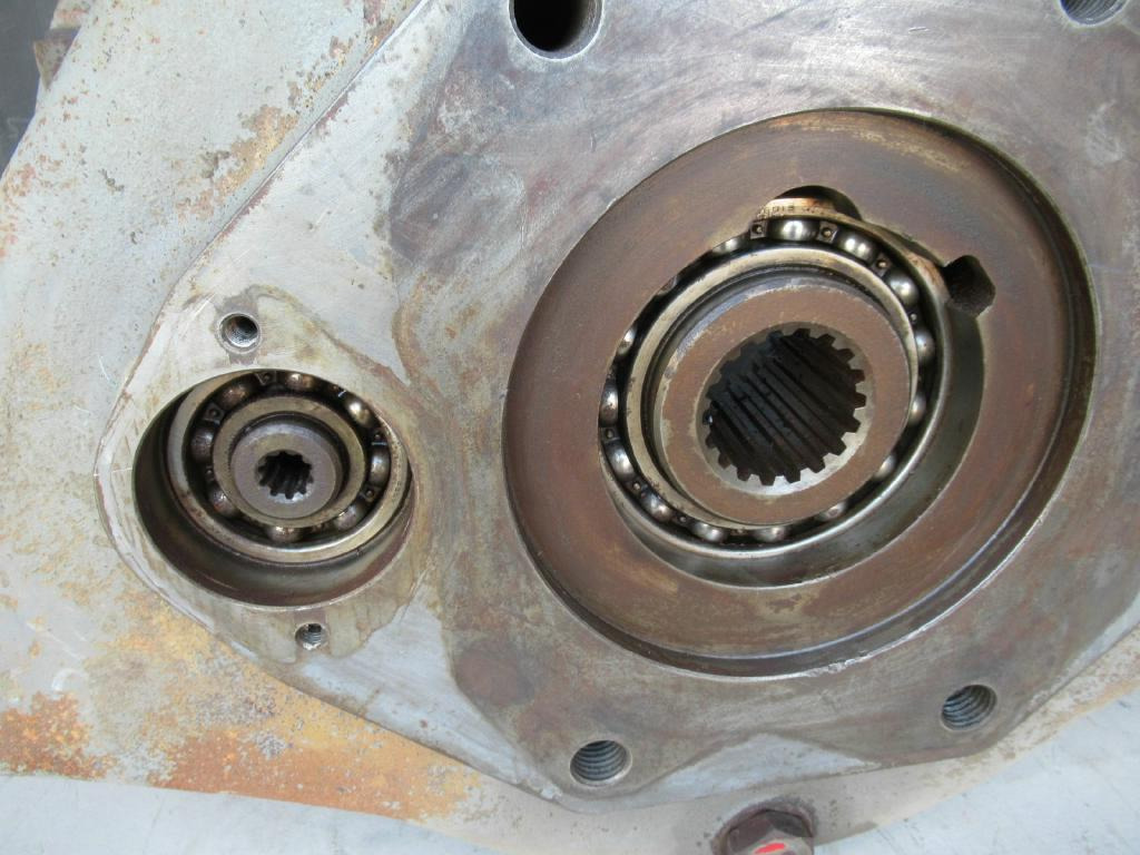 Hitachi EX600 - - Pompa hidraulica pentru Utilaje constructii: Foto 2 Hitachi EX600 - - Pompa hidraulica pentru Utilaje constructii: Foto 2