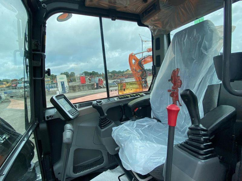 Doosan DX 85 R - Excavator pe şenile: Foto 5 Doosan DX 85 R - Excavator pe şenile: Foto 5