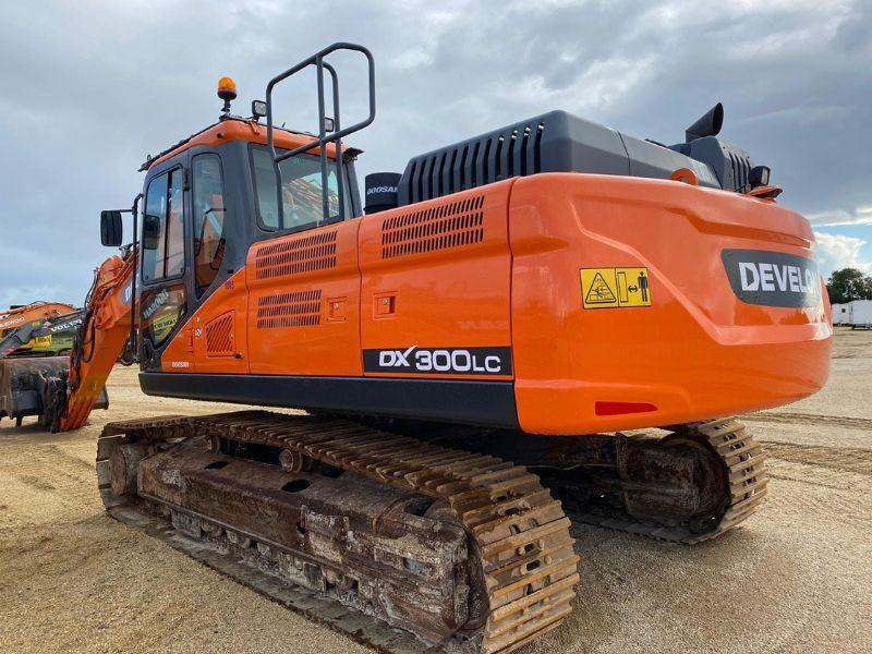 Doosan DX300LC - Excavator pe şenile: Foto 2 Doosan DX300LC - Excavator pe şenile: Foto 2
