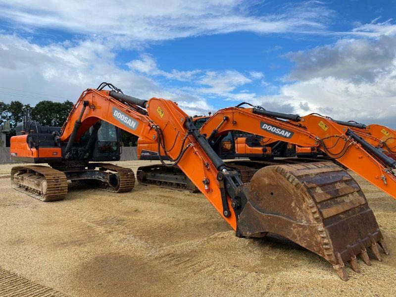 Doosan DX300LC - Excavator pe şenile: Foto 1 Doosan DX300LC - Excavator pe şenile: Foto 1