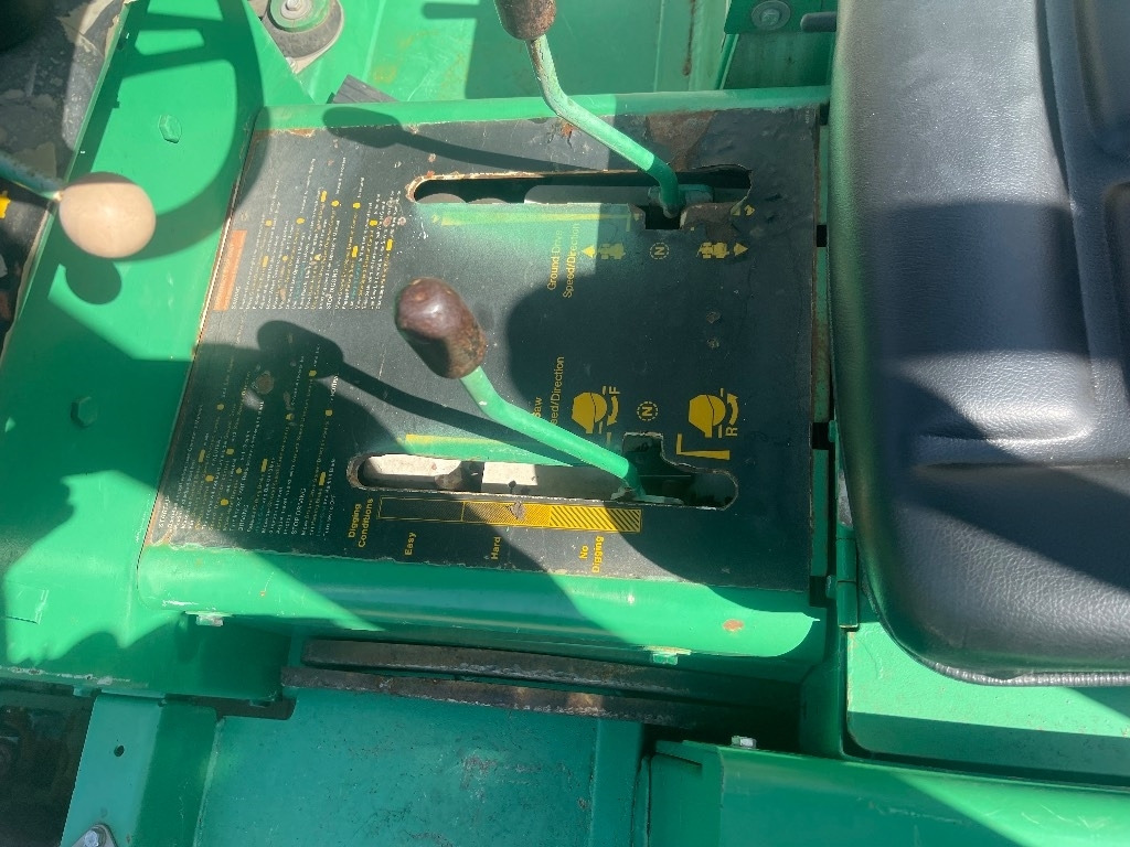 Ditch Witch 3500 DD - Săpător de şanţuri: Foto 5 Ditch Witch 3500 DD - Săpător de şanţuri: Foto 5