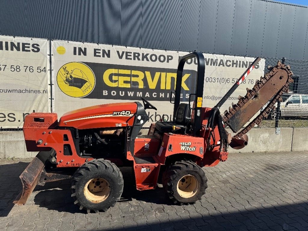 Ditch Witch RT 40 - Săpător de şanţuri: Foto 2 Ditch Witch RT 40 - Săpător de şanţuri: Foto 2