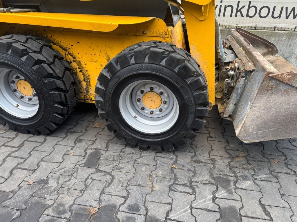 Gehl 5640 - Mini încărcător: Foto 4 Gehl 5640 - Mini încărcător: Foto 4