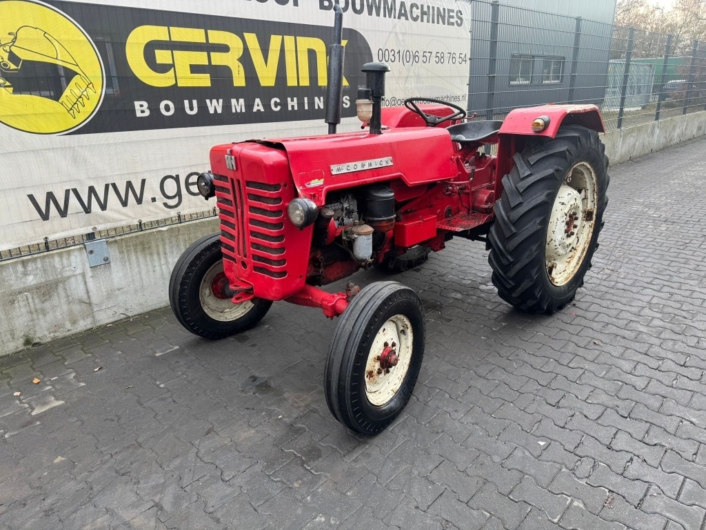 McCormick Oltimer - Tractor agricol: Foto 3 McCormick Oltimer - Tractor agricol: Foto 3