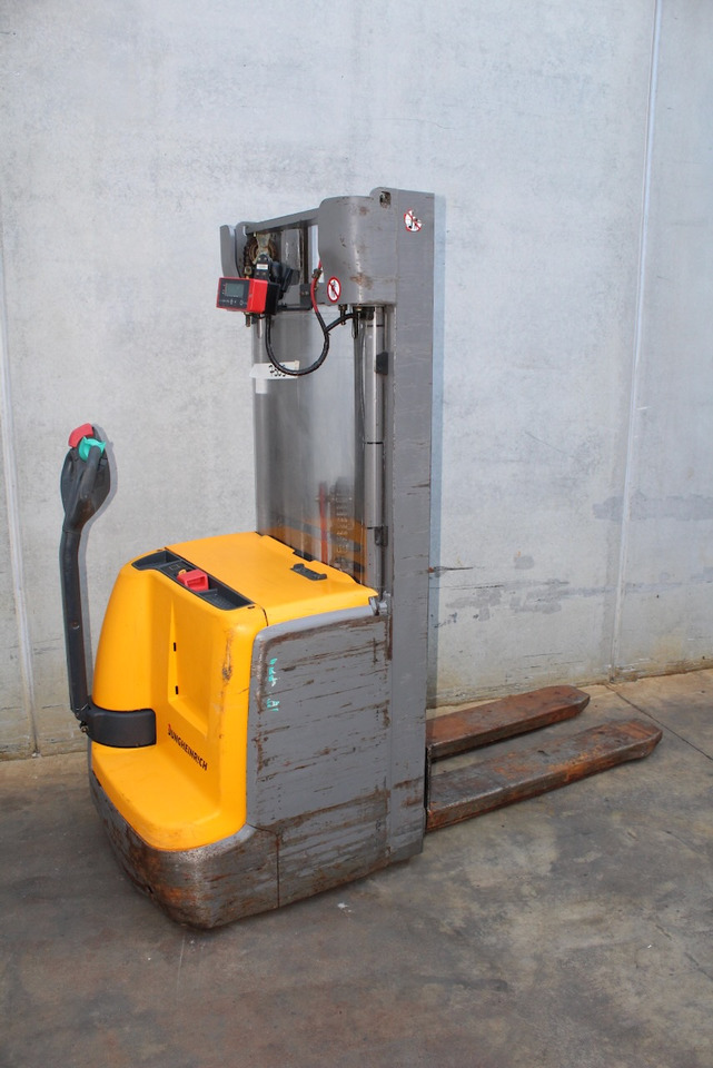 Jungheinrich EJC 214 430 DZ - Transpalet la mare înălţime: Foto 3 Jungheinrich EJC 214 430 DZ - Transpalet la mare înălţime: Foto 3