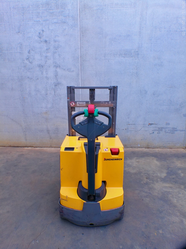 Jungheinrich EJD 220 201 ZT - Transpalet la mare înălţime: Foto 5 Jungheinrich EJD 220 201 ZT - Transpalet la mare înălţime: Foto 5