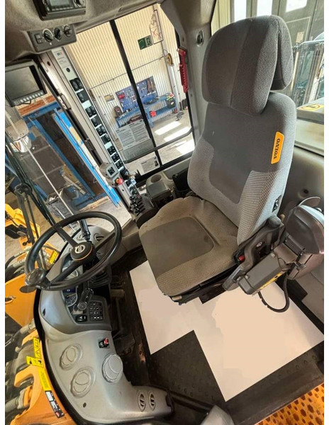 Volvo L 90 H - Încărcător frontal pe pneuri: Foto 3 Volvo L 90 H - Încărcător frontal pe pneuri: Foto 3