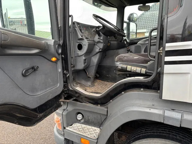 Scania P94-220 Chassis curtainslider DB 4X2 NA 65115 Low Milage în leasing Scania P94-220 Chassis curtainslider DB 4X2 NA 65115 Low Milage: Foto 13 Scania P94-220 Chassis curtainslider DB 4X2 NA 65115 Low Milage în leasing Scania P94-220 Chassis curtainslider DB 4X2 NA 65115 Low Milage: Foto 13