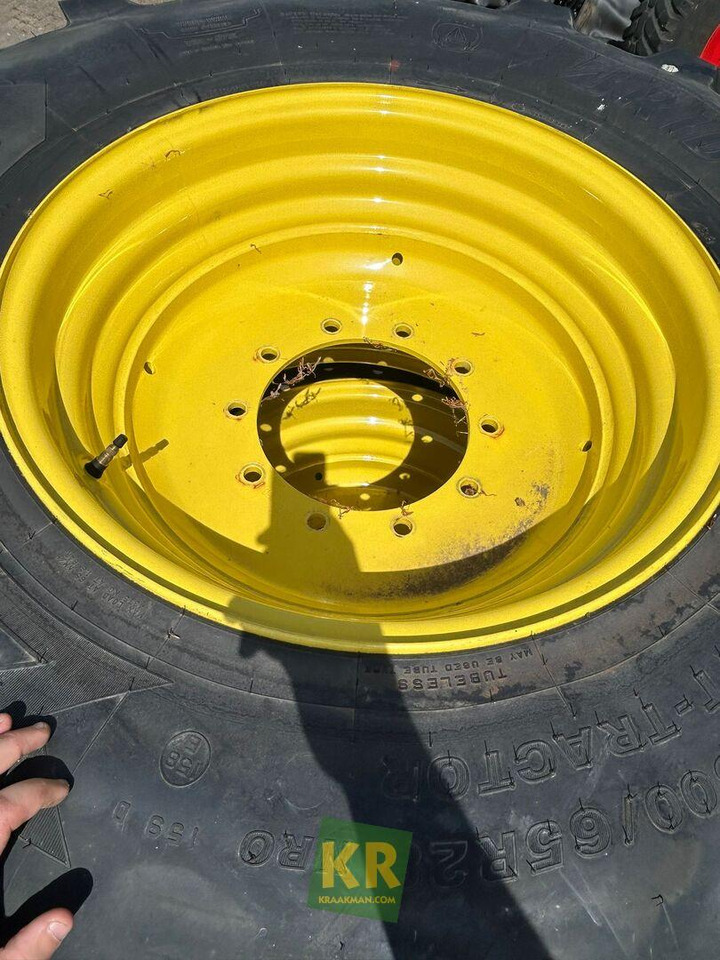 Banden Bridgestone Bridgestone - Roată completă pentru Utilaje agricole: Foto 1 Banden Bridgestone Bridgestone - Roată completă pentru Utilaje agricole: Foto 1