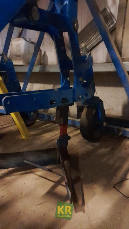 Carré Econet - Maşină pentru prelucrarea solului: Foto 2 Carré Econet - Maşină pentru prelucrarea solului: Foto 2