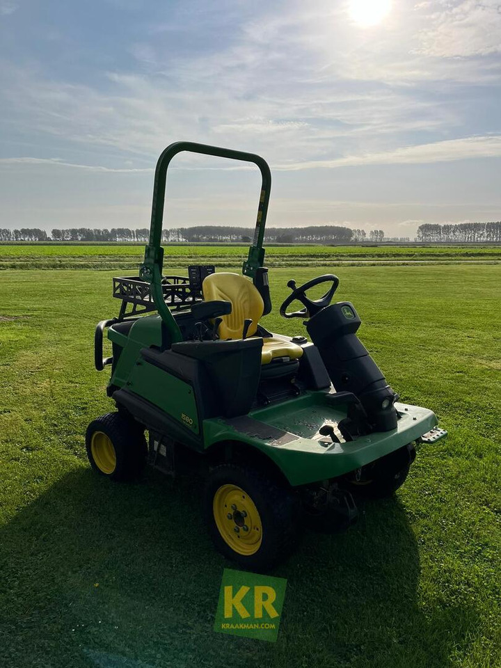 John Deere 1580 - Maşină de tuns iarba: Foto 2 John Deere 1580 - Maşină de tuns iarba: Foto 2