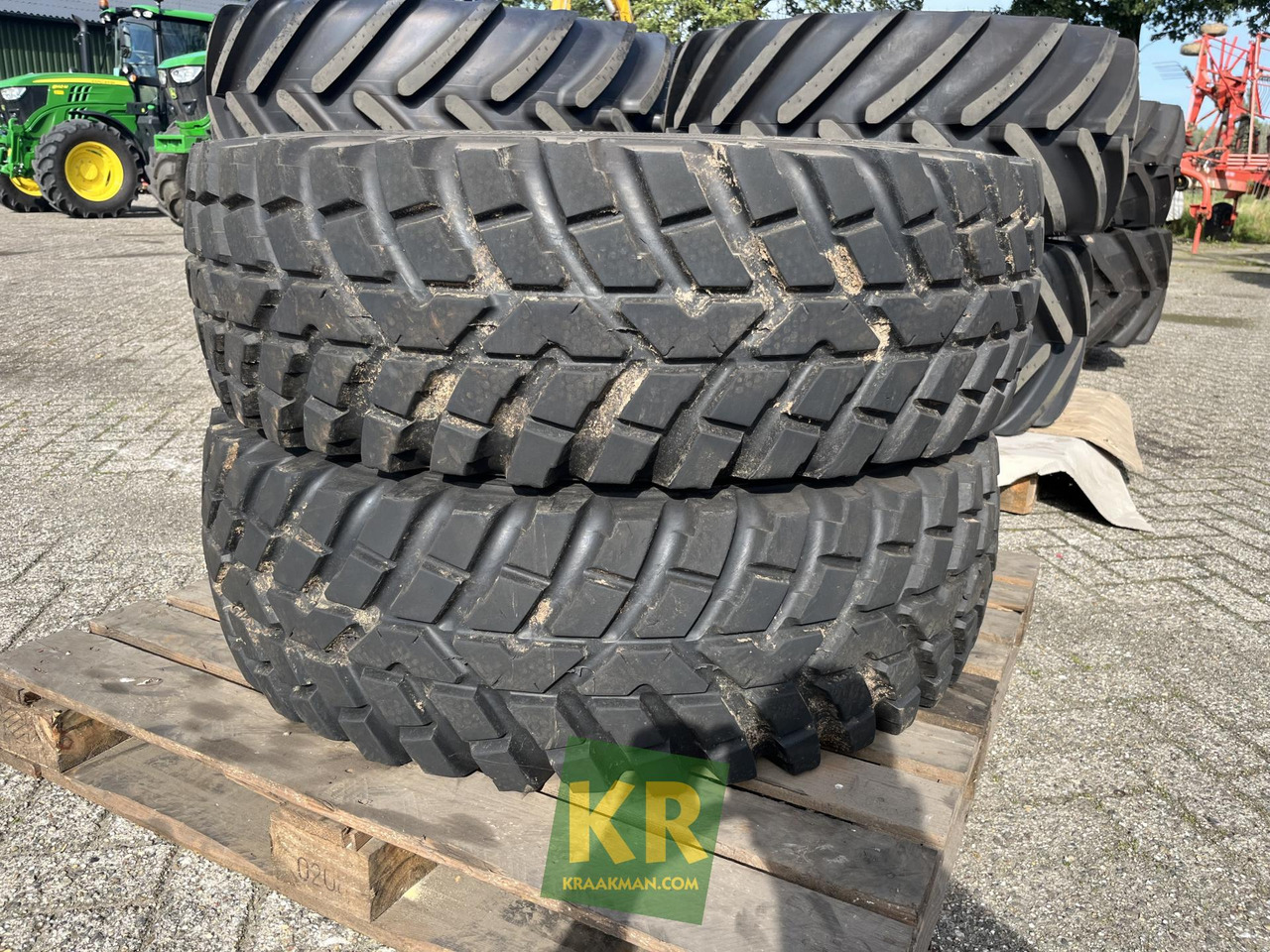 Onbekend merk Nokian 360/80R24 Tri 2 - Anvelopă pentru Utilaje agricole: Foto 1 Onbekend merk Nokian 360/80R24 Tri 2 - Anvelopă pentru Utilaje agricole: Foto 1