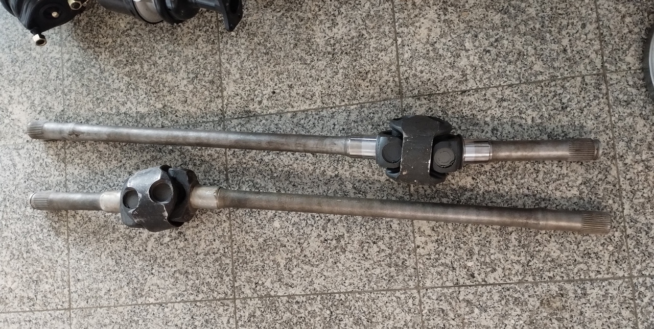 MERCEDES-BENZ PÓŁOŚ NAPEDOWA DRIVE SHAFT ACTROS SK 4X4 6X6 8X6 8X8 6253305001 6253302201 3463309601 - Punte şi piese: Foto 1 MERCEDES-BENZ PÓŁOŚ NAPEDOWA DRIVE SHAFT ACTROS SK 4X4 6X6 8X6 8X8 6253305001 6253302201 3463309601 - Punte şi piese: Foto 1