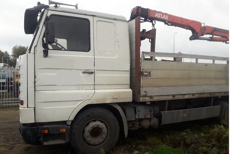 SCANIA 113 H 380 6X4 - Camion şasiu: Foto 2 SCANIA 113 H 380 6X4 - Camion şasiu: Foto 2