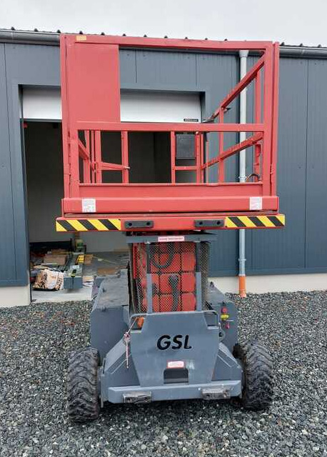 German Standardlift S111E164X4P - Platforma foarfeca: Foto 1 German Standardlift S111E164X4P - Platforma foarfeca: Foto 1