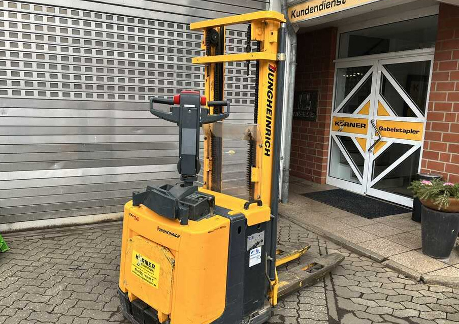 Jungheinrich ERC14 - Transpalet la mare înălţime: Foto 1 Jungheinrich ERC14 - Transpalet la mare înălţime: Foto 1