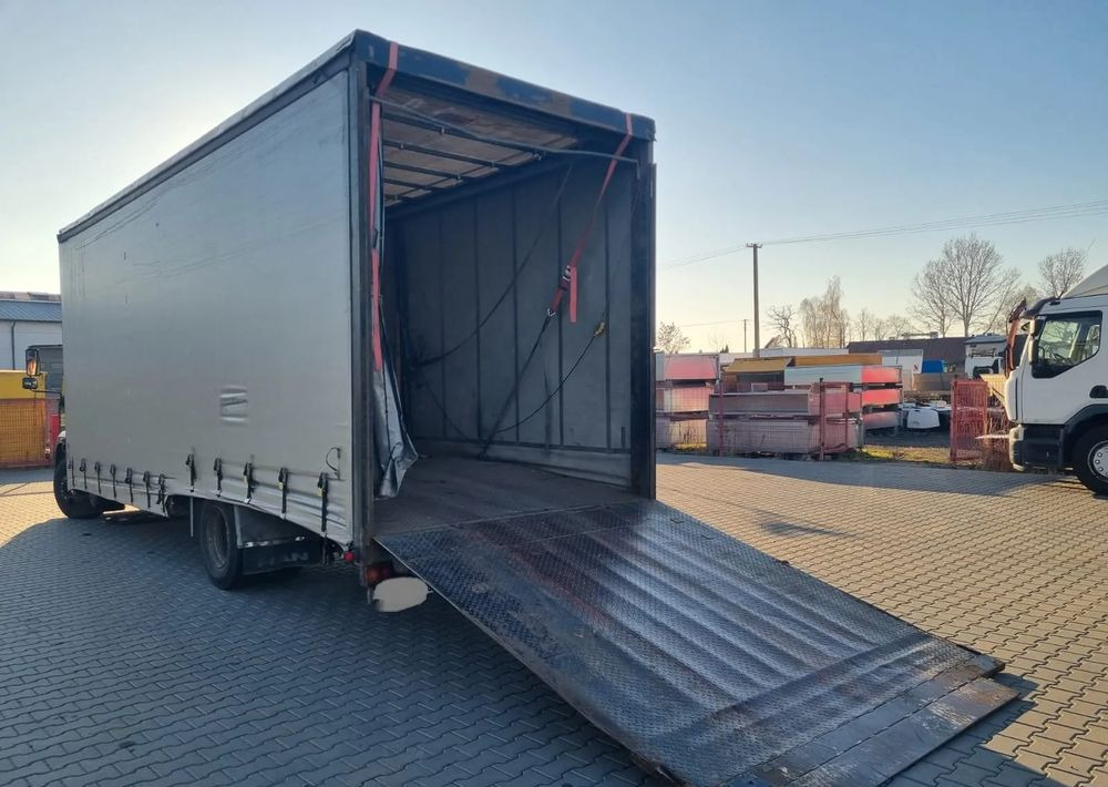 MAN LE 15 220 - Maşină de tractare: Foto 2 MAN LE 15 220 - Maşină de tractare: Foto 2