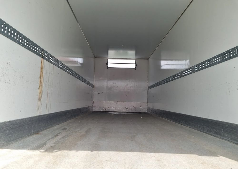 Mercedes-Benz Antos 1830 - Camion frigider: Foto 5 Mercedes-Benz Antos 1830 - Camion frigider: Foto 5