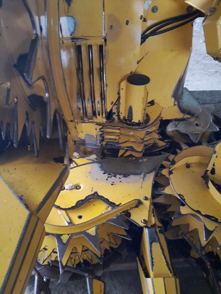 KEMPER 375 - Utilaje pentru maşină de recoltat furaj: Foto 5 KEMPER 375 - Utilaje pentru maşină de recoltat furaj: Foto 5