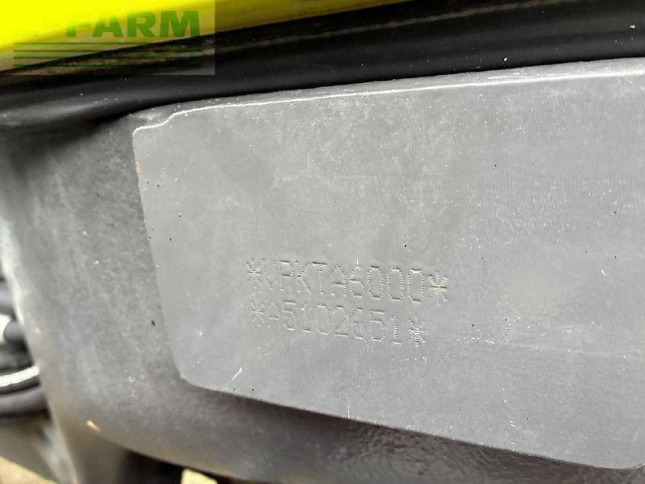 CLAAS axion 810 cm cebis - Tractor agricol: Foto 4 CLAAS axion 810 cm cebis - Tractor agricol: Foto 4