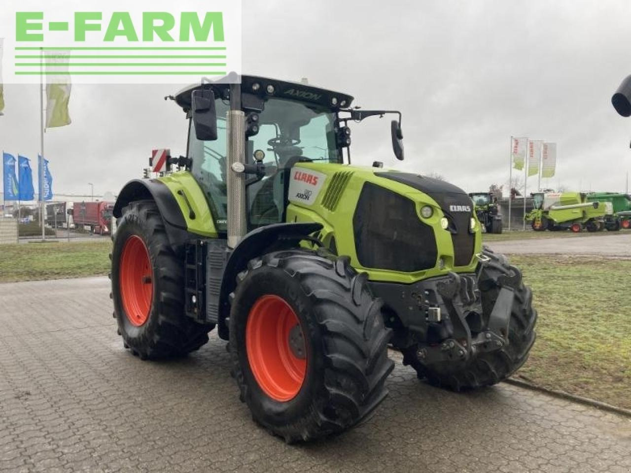 CLAAS axion 810 cmatic cebis CMATIC CEBIS - Tractor agricol: Foto 3 CLAAS axion 810 cmatic cebis CMATIC CEBIS - Tractor agricol: Foto 3