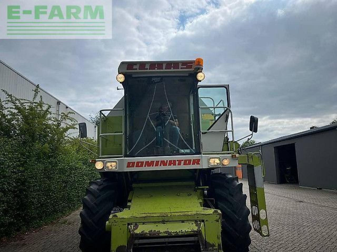 Combină de recoltat cereale CLAAS dominator 98 sl maxi: Foto 8