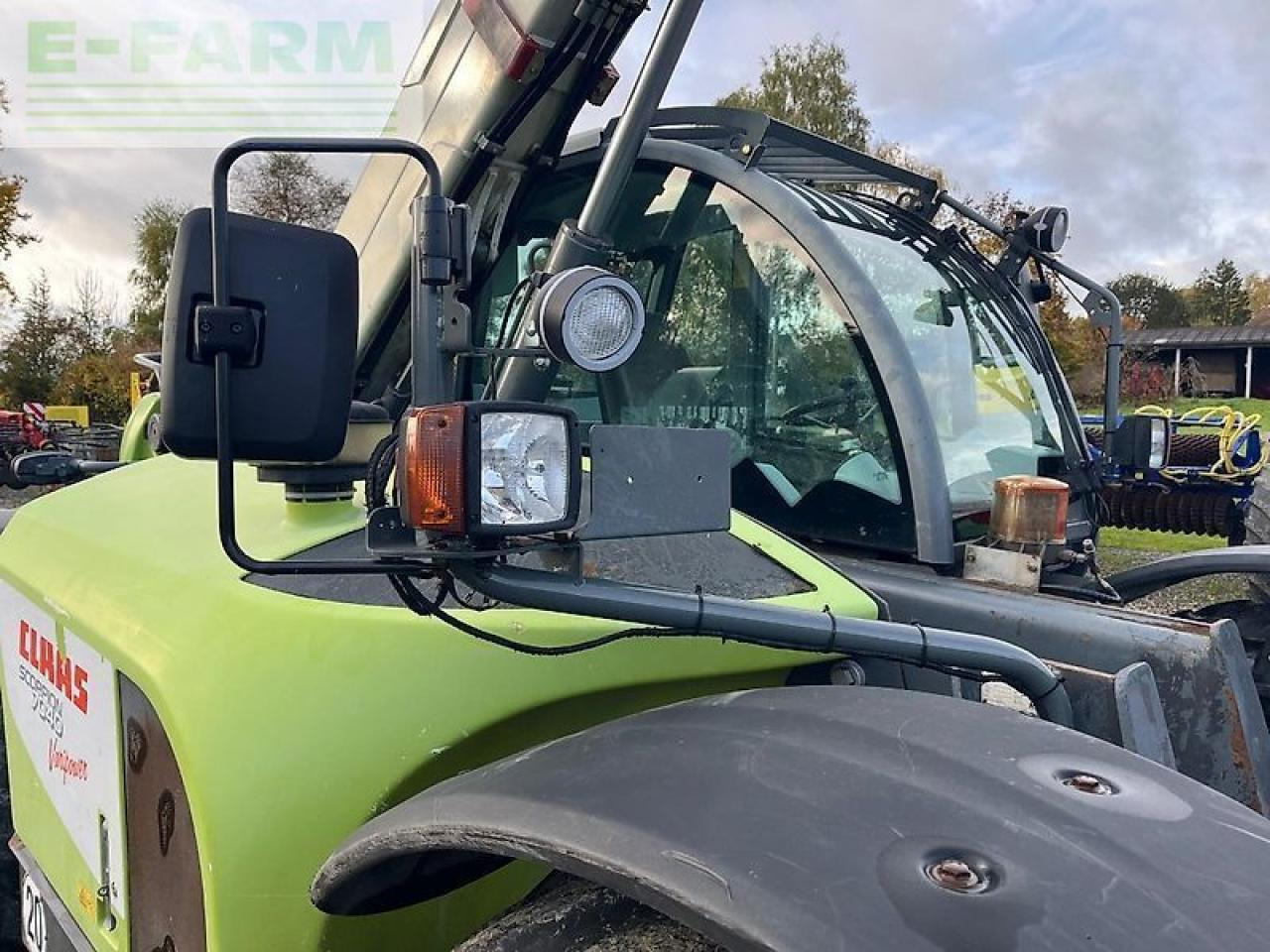 CLAAS scorpion 7040 - Stivuitor telescopic: Foto 5 CLAAS scorpion 7040 - Stivuitor telescopic: Foto 5