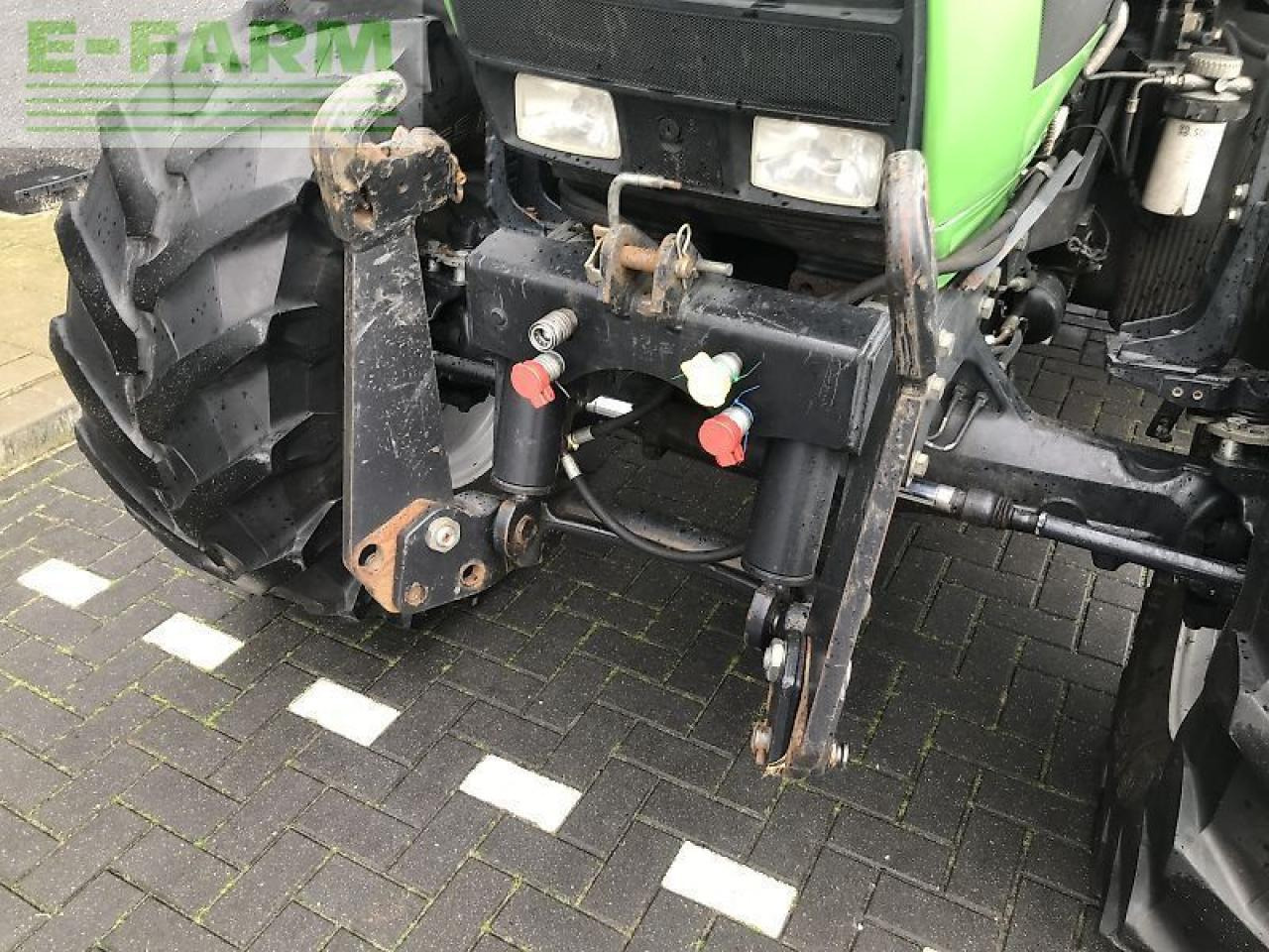 Tractor agricol Deutz-Fahr deutz agrotron ttv430 met brede wielen: Foto 19 Tractor agricol Deutz-Fahr deutz agrotron ttv430 met brede wielen: Foto 19