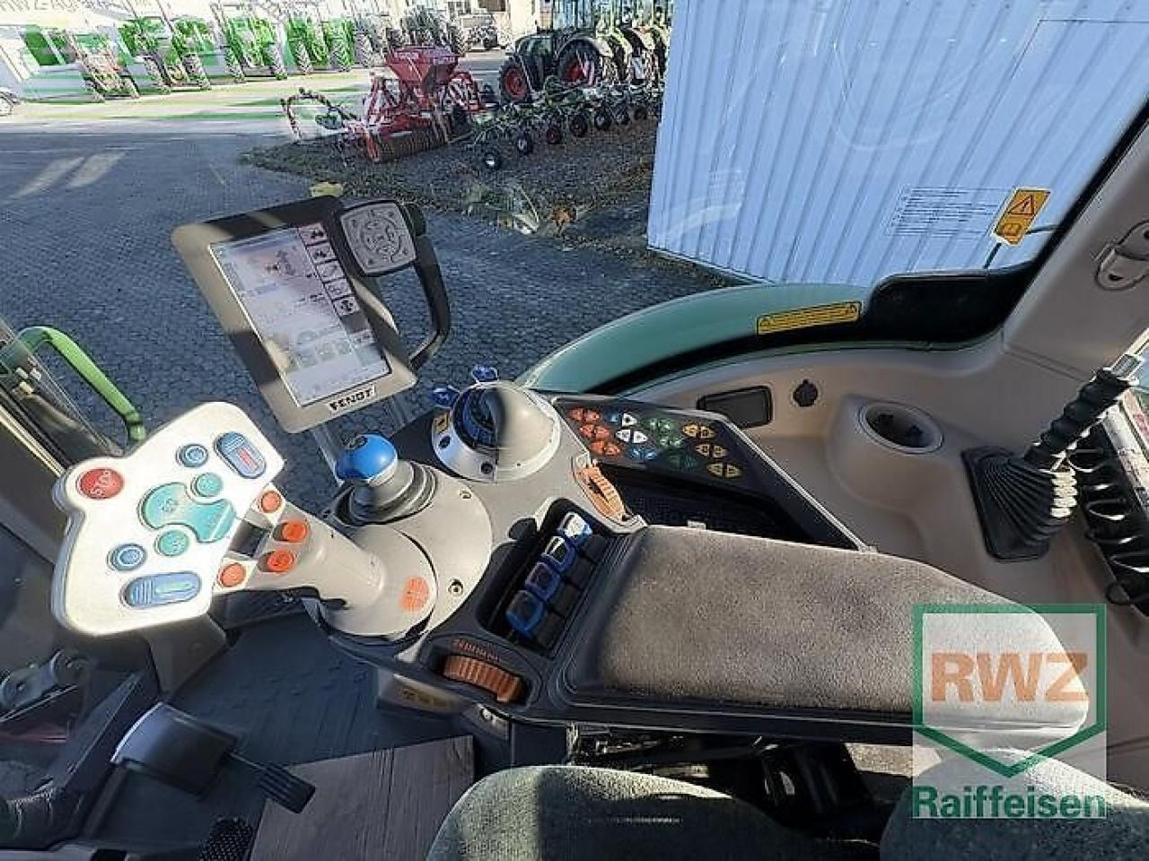 Tractor agricol Fendt 718 vario: Foto 9 Tractor agricol Fendt 718 vario: Foto 9