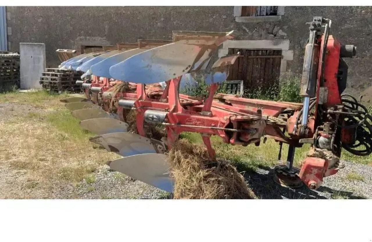 Gregoire Besson 6 corps - Plug: Foto 1 Gregoire Besson 6 corps - Plug: Foto 1