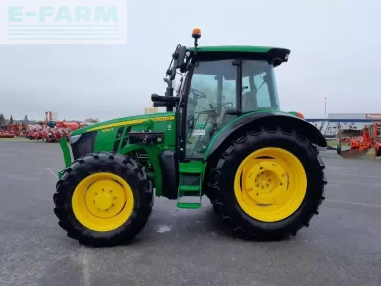Tractor agricol John Deere 5100r: Foto 8