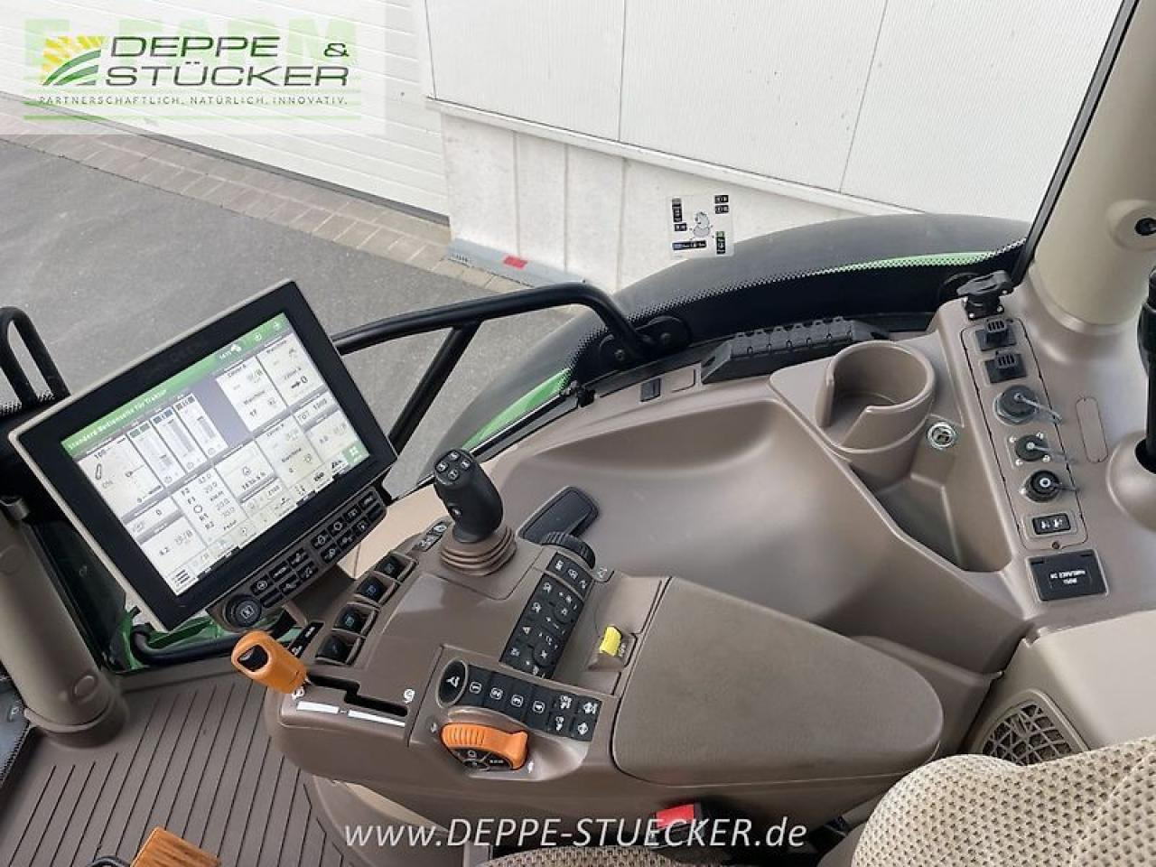 Tractor agricol John Deere 6155r: Foto 8