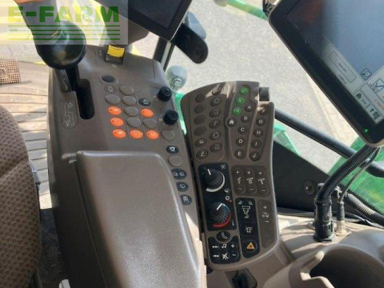 Combină de Recoltat Furaj John Deere 8600i: Foto 10 Combină de Recoltat Furaj John Deere 8600i: Foto 10