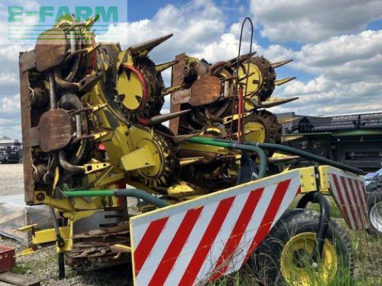 Combină de Recoltat Furaj John Deere 8600i: Foto 16 Combină de Recoltat Furaj John Deere 8600i: Foto 16