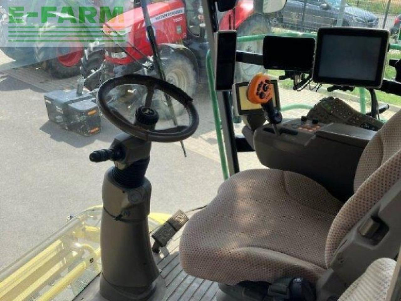 Combină de Recoltat Furaj John Deere 8600i: Foto 9 Combină de Recoltat Furaj John Deere 8600i: Foto 9