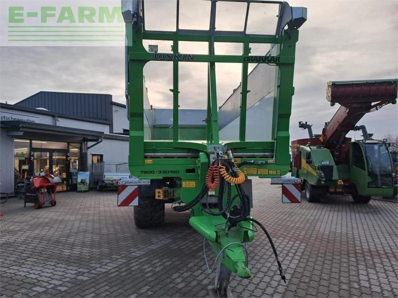 Joskin drakkar 7600/33d180 - Remorcă autobasculantă agricolă: Foto 2 Joskin drakkar 7600/33d180 - Remorcă autobasculantă agricolă: Foto 2