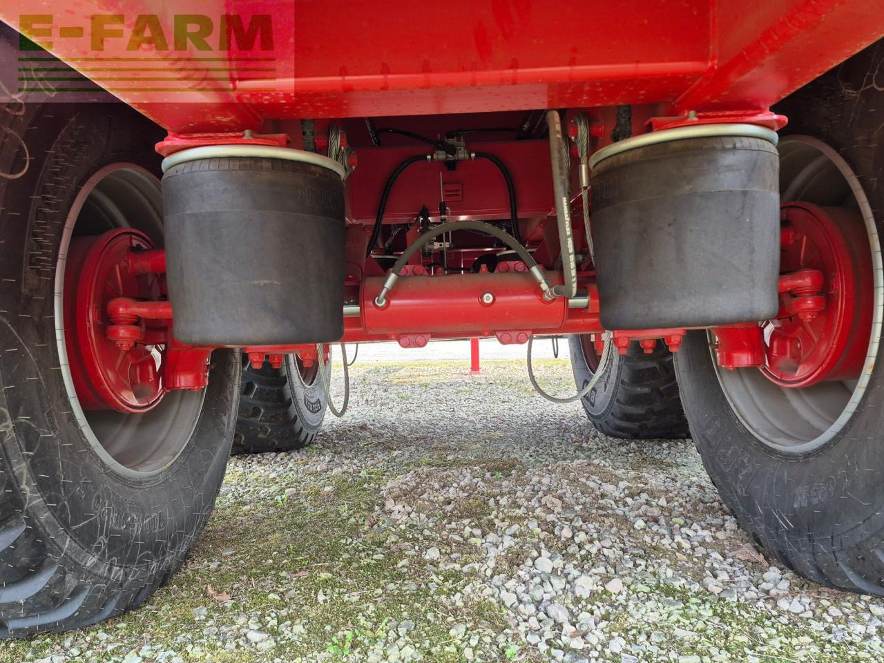 Krampe BIG BODY 750 - Remorcă autobasculantă agricolă: Foto 5 Krampe BIG BODY 750 - Remorcă autobasculantă agricolă: Foto 5