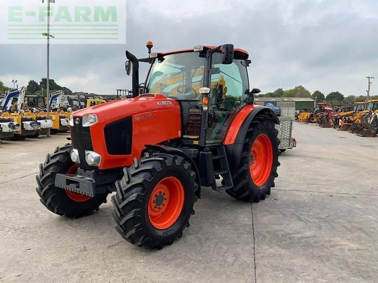 Kubota m135 gx tractor (st24279) - Tractor agricol: Foto 4 Kubota m135 gx tractor (st24279) - Tractor agricol: Foto 4