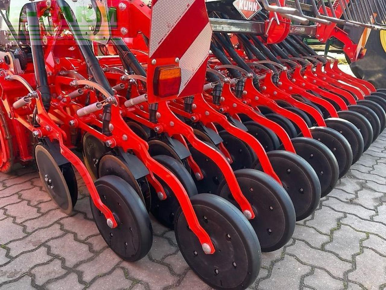 Semănătoare Kuhn sitera 3030 24e: Foto 9 Semănătoare Kuhn sitera 3030 24e: Foto 9