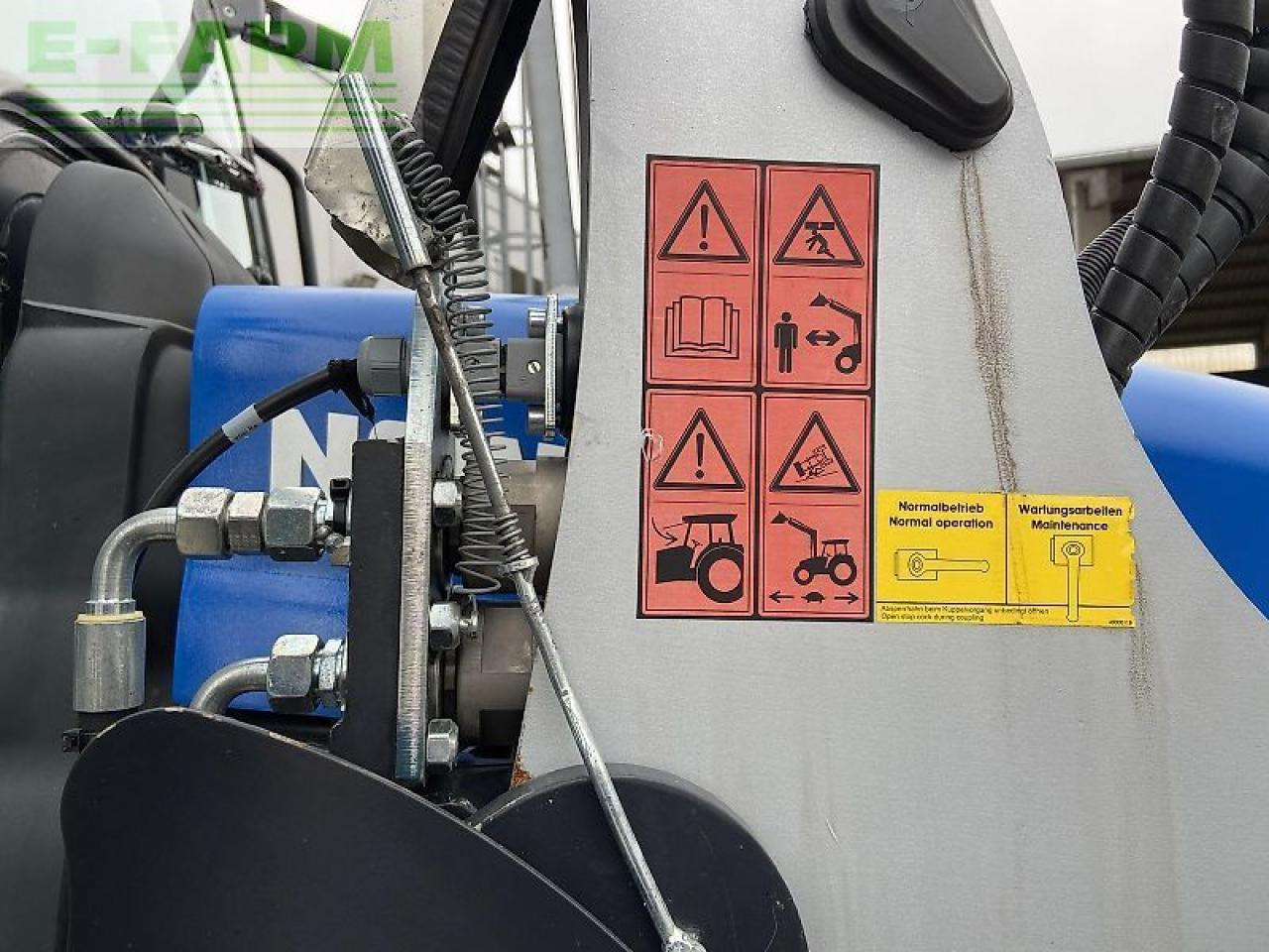 New Holland t5.105 electro command - Tractor agricol: Foto 5 New Holland t5.105 electro command - Tractor agricol: Foto 5