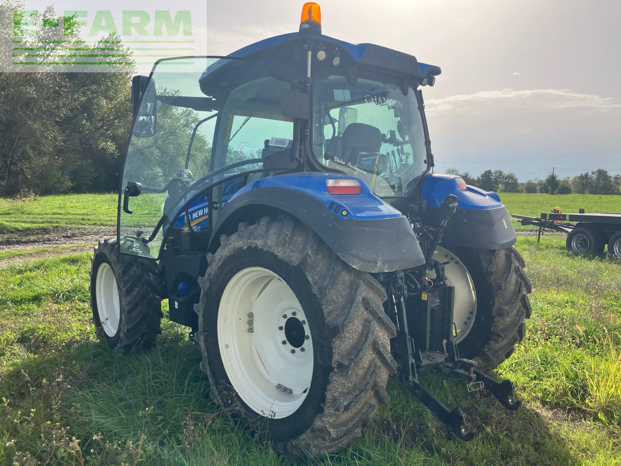 New Holland t5.110 - Tractor agricol: Foto 2 New Holland t5.110 - Tractor agricol: Foto 2