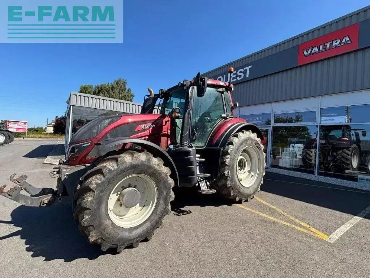 Valtra t 214d - Tractor agricol: Foto 1 Valtra t 214d - Tractor agricol: Foto 1