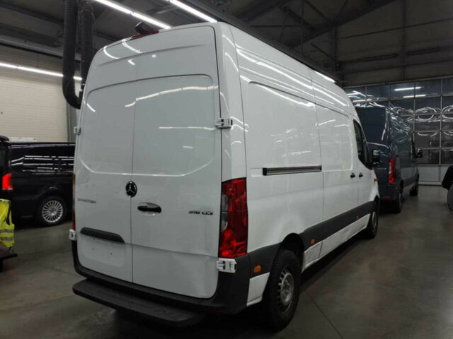 Dubă MERCEDES-BENZ Sprinter 315 CDI Kasten,3924mm,Automatik,LED...: Foto 13