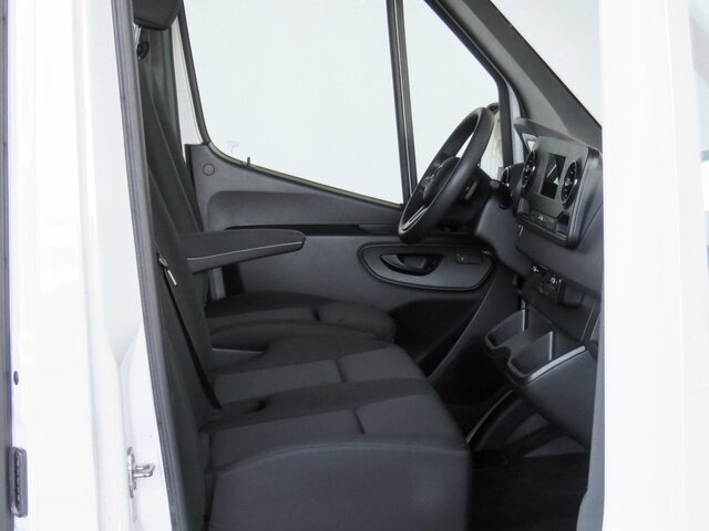 MERCEDES-BENZ Sprinter 317 CDI,3665mm,Automatik,Kamera... - Dubă: Foto 2 MERCEDES-BENZ Sprinter 317 CDI,3665mm,Automatik,Kamera... - Dubă: Foto 2