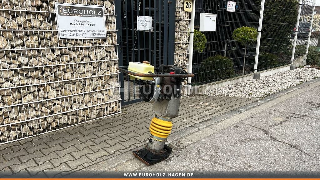 Ammann Vibrationsstampfer ABS 68 - Placă compactoare: Foto 1 Ammann Vibrationsstampfer ABS 68 - Placă compactoare: Foto 1
